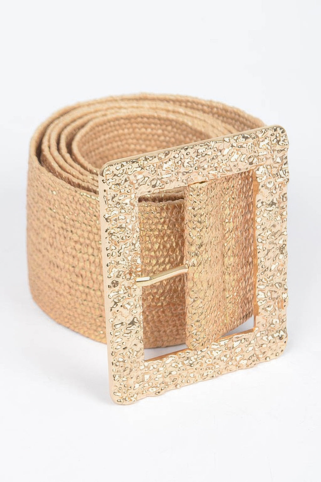 Breiter Gürtel mit goldfarbener quadratischer Metallschnalle, gewebtes Band, Nahaufnahme