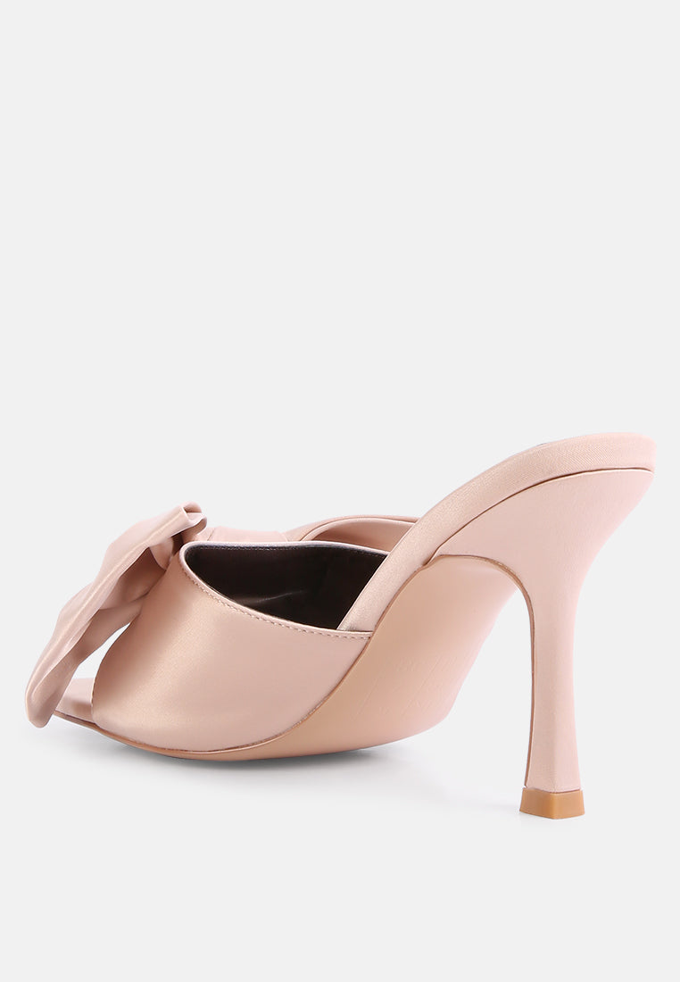 Latte mule slide heels with open toe and smooth curved upper panel
