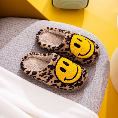 Melody Smiley Face Leopard Slippers - Tigbuls Variety Fashion