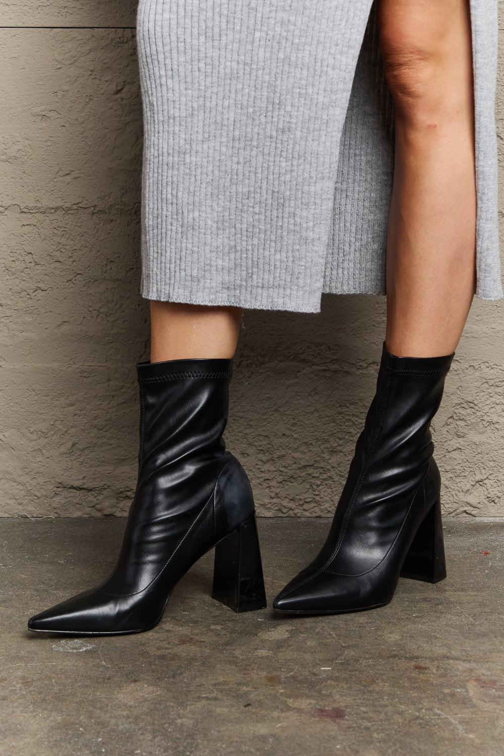 Black Stacy Block Heel Sock Boots | Tigbul's Fashion