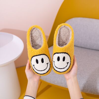 Melody Smiley Face Slippers - Tigbuls Variety Fashion