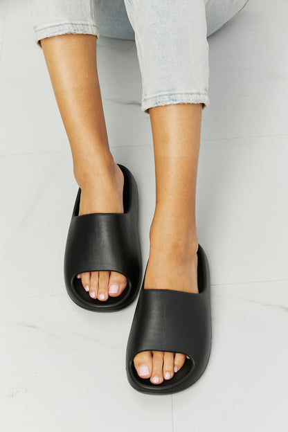 Comfort Zone Slides in Black - Tigbul's Fashion