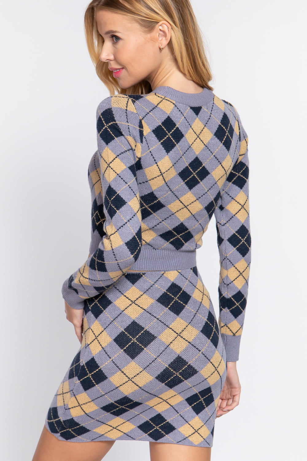 Argyle Jacquard Crop Sweater - Tigbuls Variety Fashion