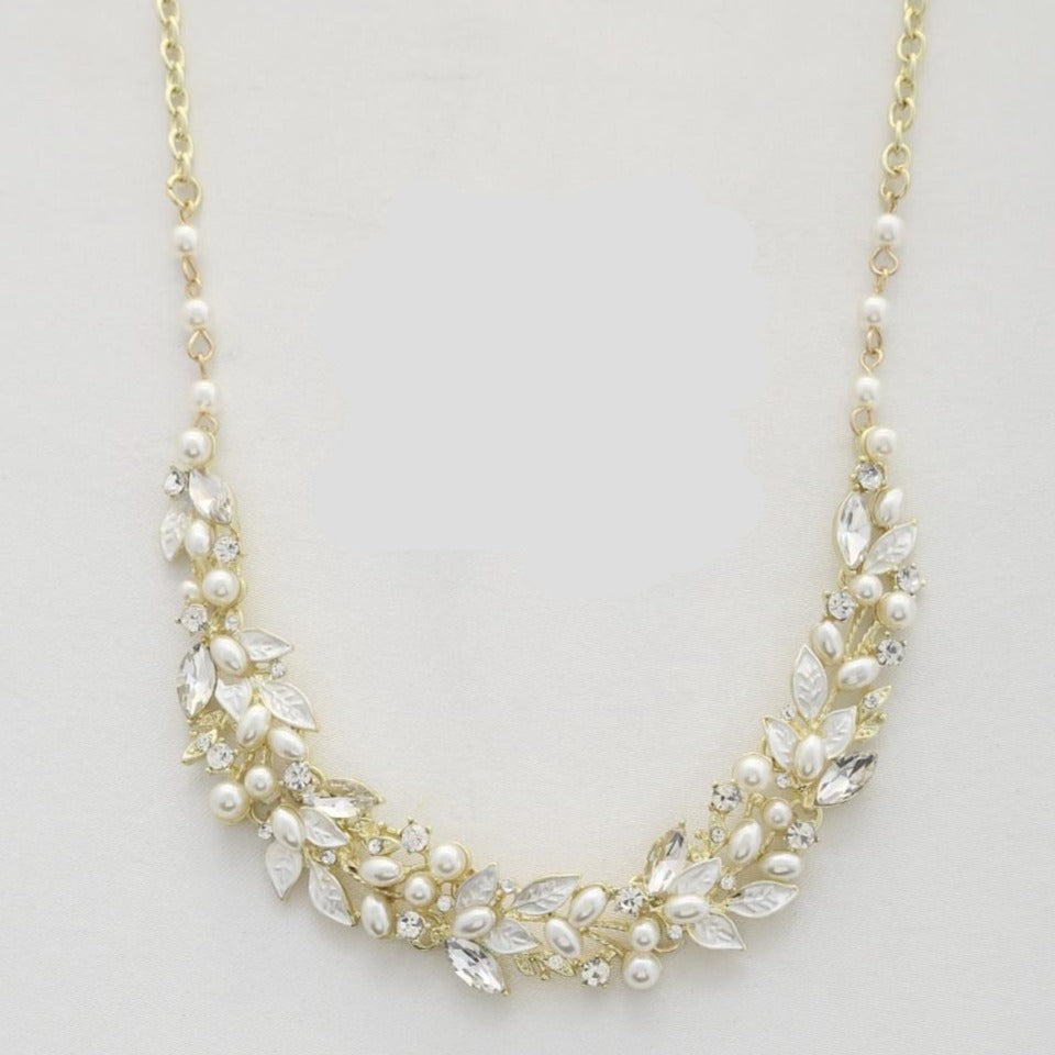 Leaf Pattern Pearl Crystal Necklace - Tigbul's Fashion