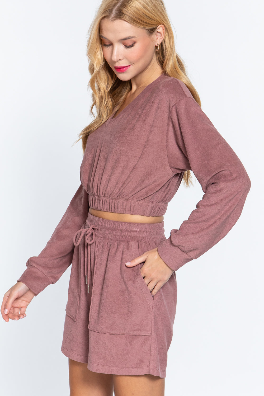 Vintage Pink terry toweling top with elastic hem, long sleeves, V-neck