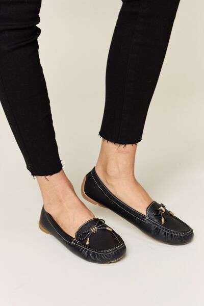 Black Slip-on Bow Flats Loafers - Tigbul's Variety Fashion Shop