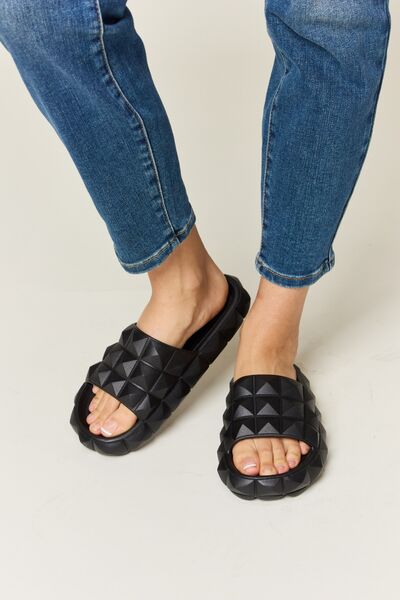 Black Pyramid Stud Toe Band Footbed Sandals - Tigbul's Variety Fashion Shop