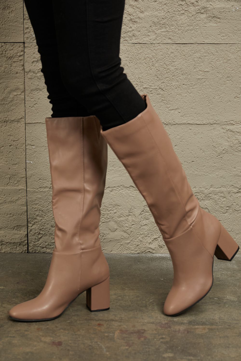 Block Heel Knee High Boots in Mocha | Tigbuls