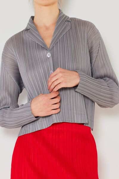 Pleated Cropped Button Up Shirt - Tigbuls Variety Fashion