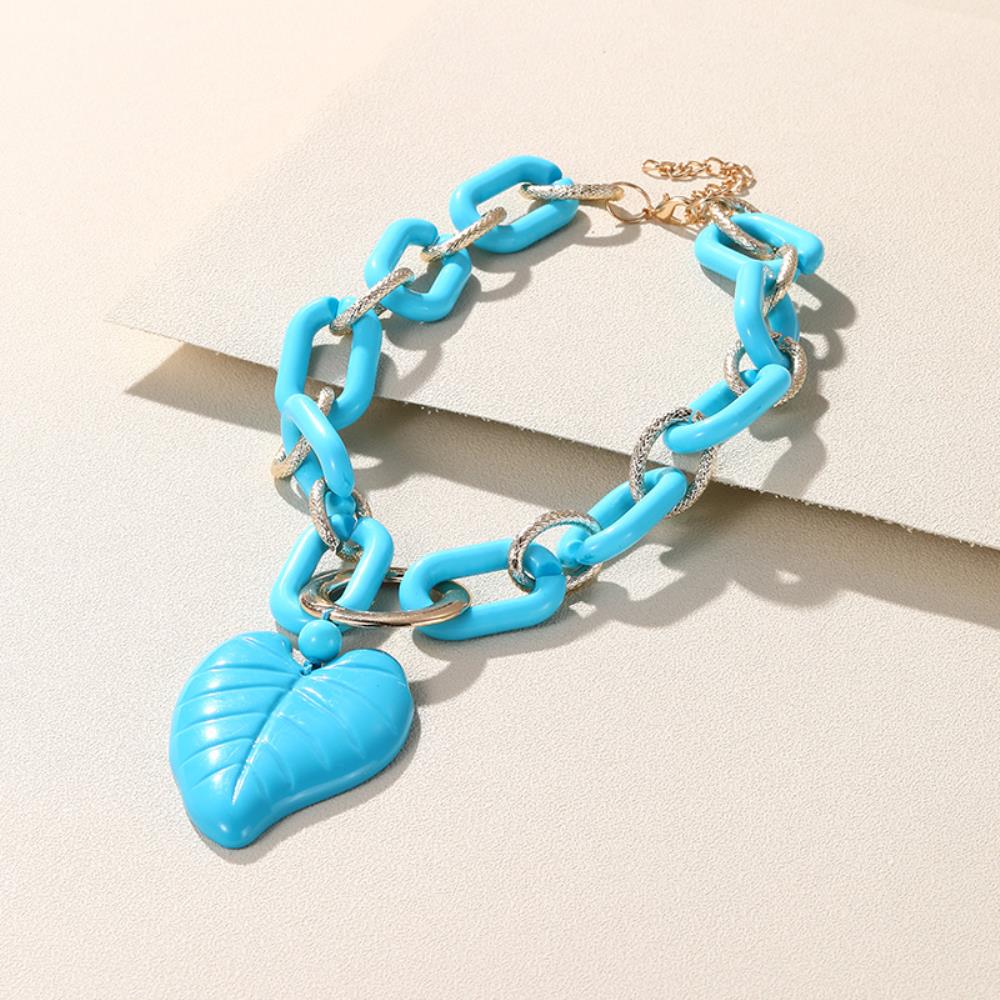 Chunky Color Acrylblatt-Anhänger-Halskette mit türkisfarbenen Gliedern und türkisfarbenem Blatt-Pendant