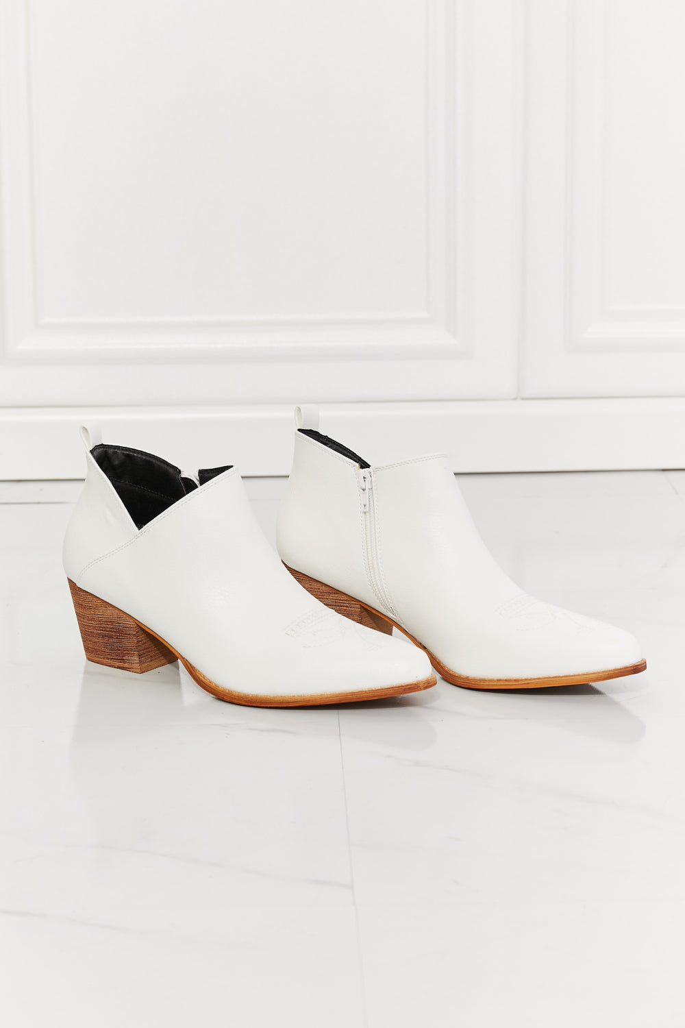 MMShoes Trust Yourself Embroidered Crossover Cowboy Bootie in White - Tigbul's Fashion