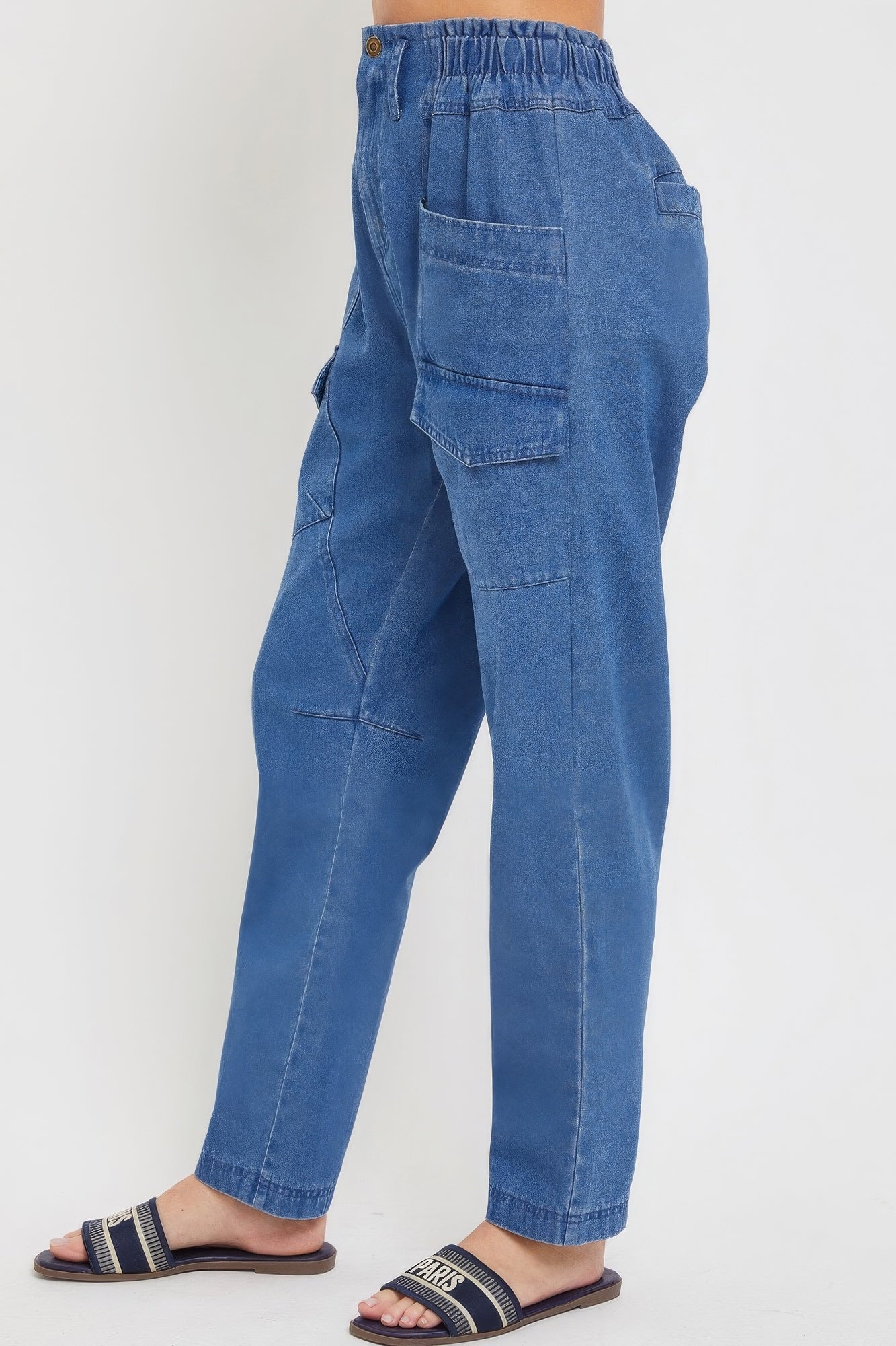 Blaue Denim-Joggerhose mit Bein-Taschen, Steppnähten und elastischem Knöchelbund