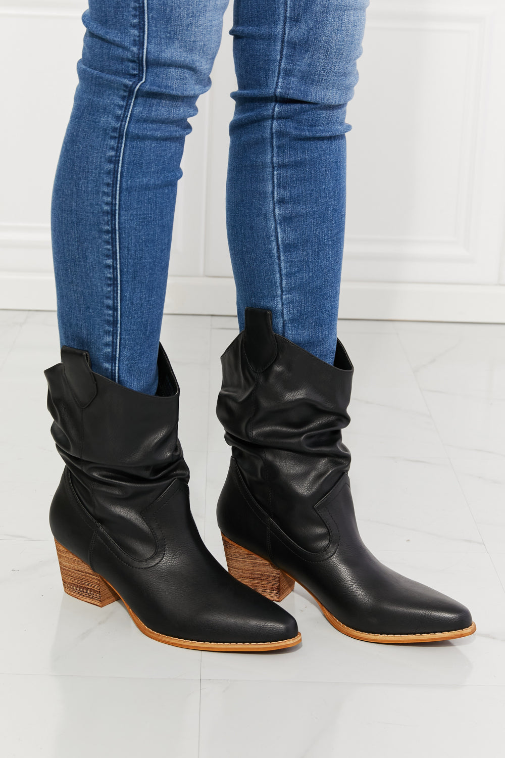 MMShoes Better in Texas Scrunch Cowboy Boots in Black - Tigbul's Fashion