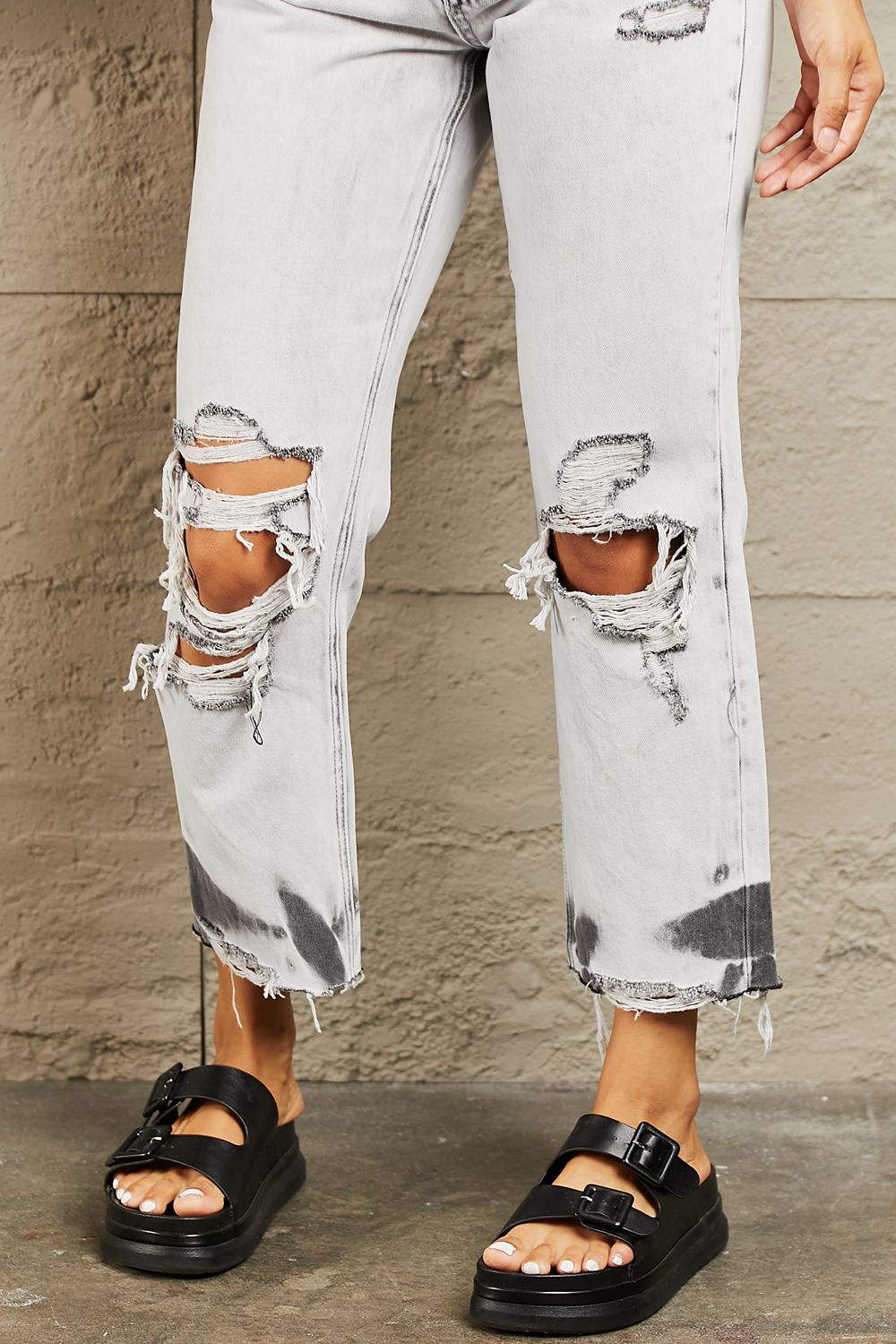 BAYEAS Acid Wash Accent Cropped Mom Jeans - Tigbul's Fashion