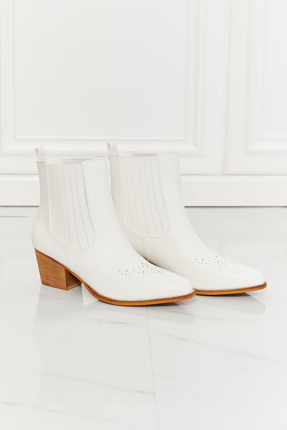 MMShoes Love the Journey Stacked Heel Chelsea Boot in White - Tigbul's Fashion