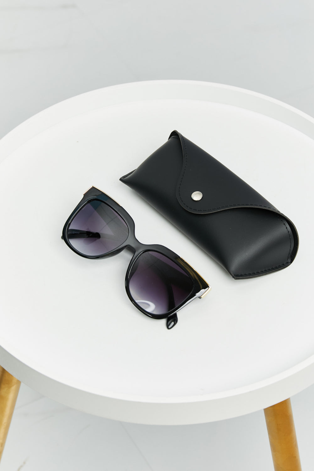 Square Polycarbonate Sunglasses - Tigbul's Fashion