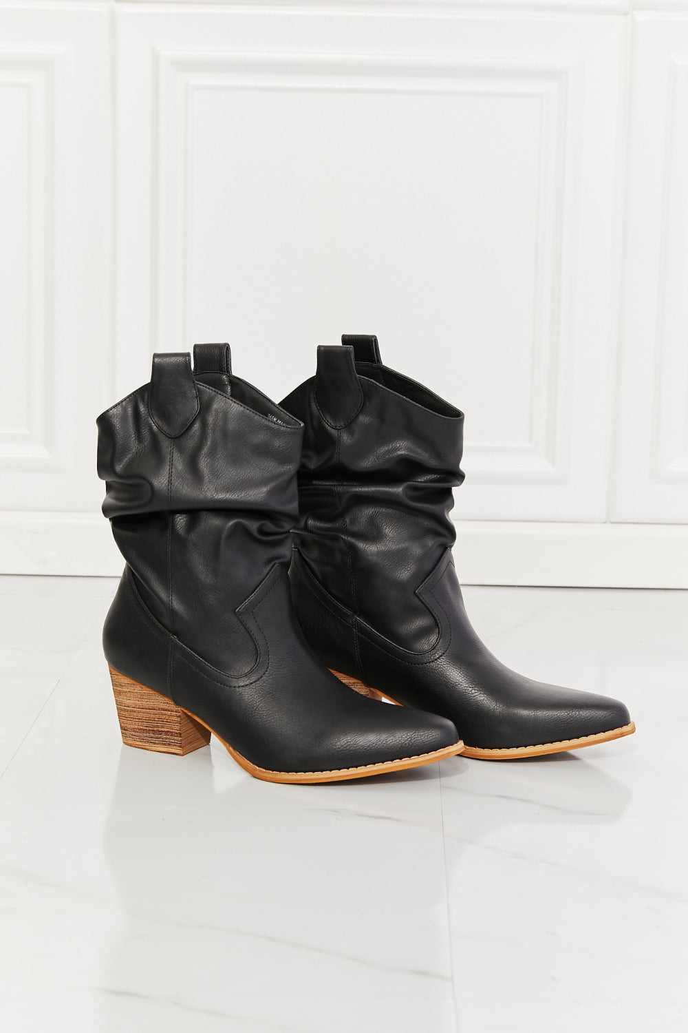 MMShoes Better in Texas Scrunch Cowboy Boots in Black - Tigbul's Fashion