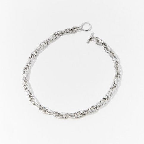 Silver chunky curb chain choker, 15 in, oval link pattern and toggle clasp