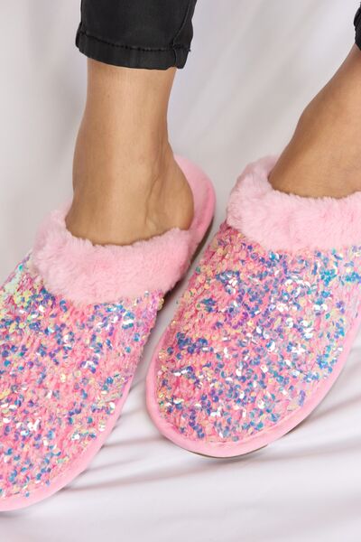 Pink Sequin Plush Round Toe Slippers - Tigbul's Variety Fashion Shop